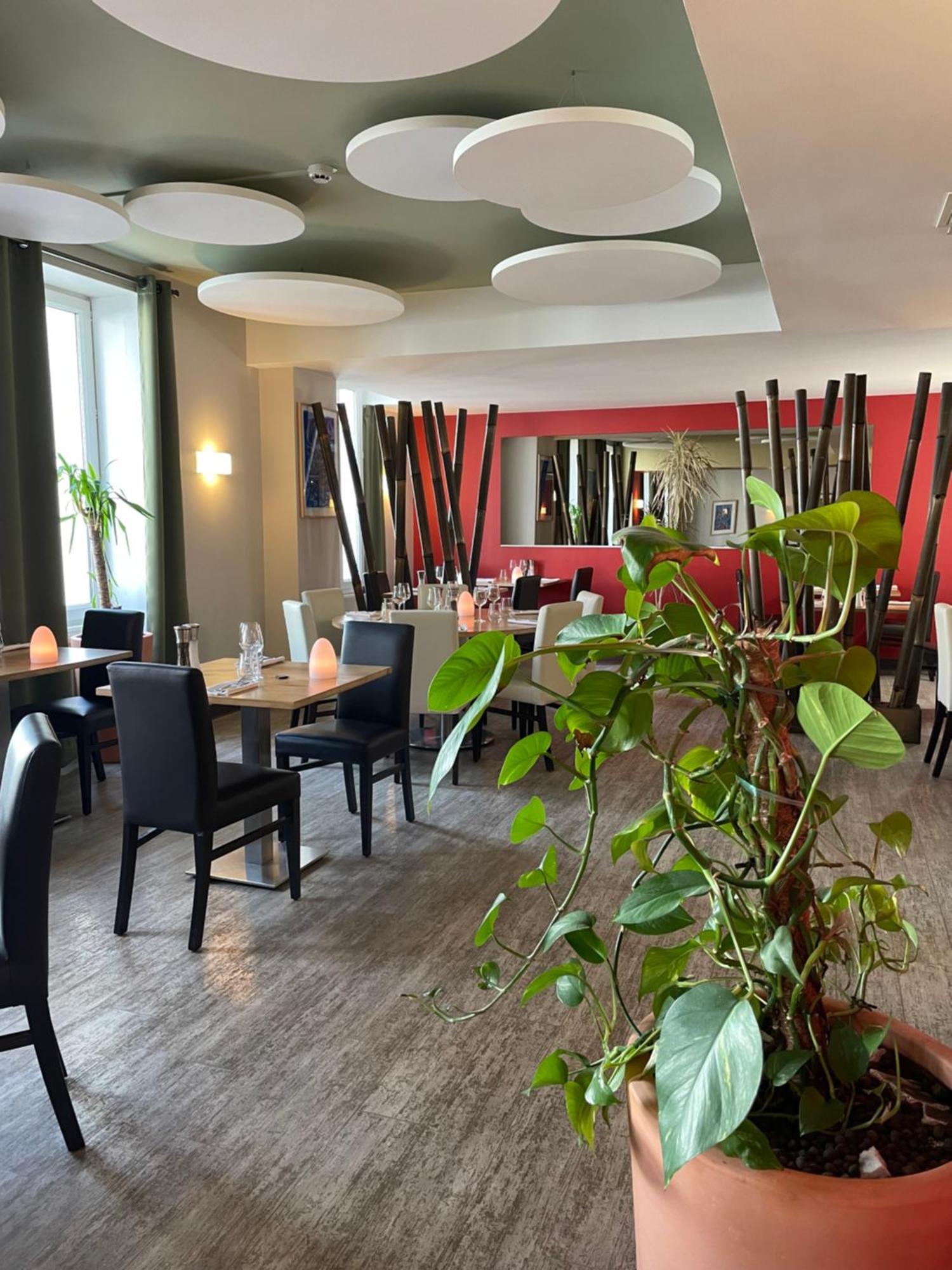 Hotel Restaurant La Boule D'Or 巴伯济约 外观 照片